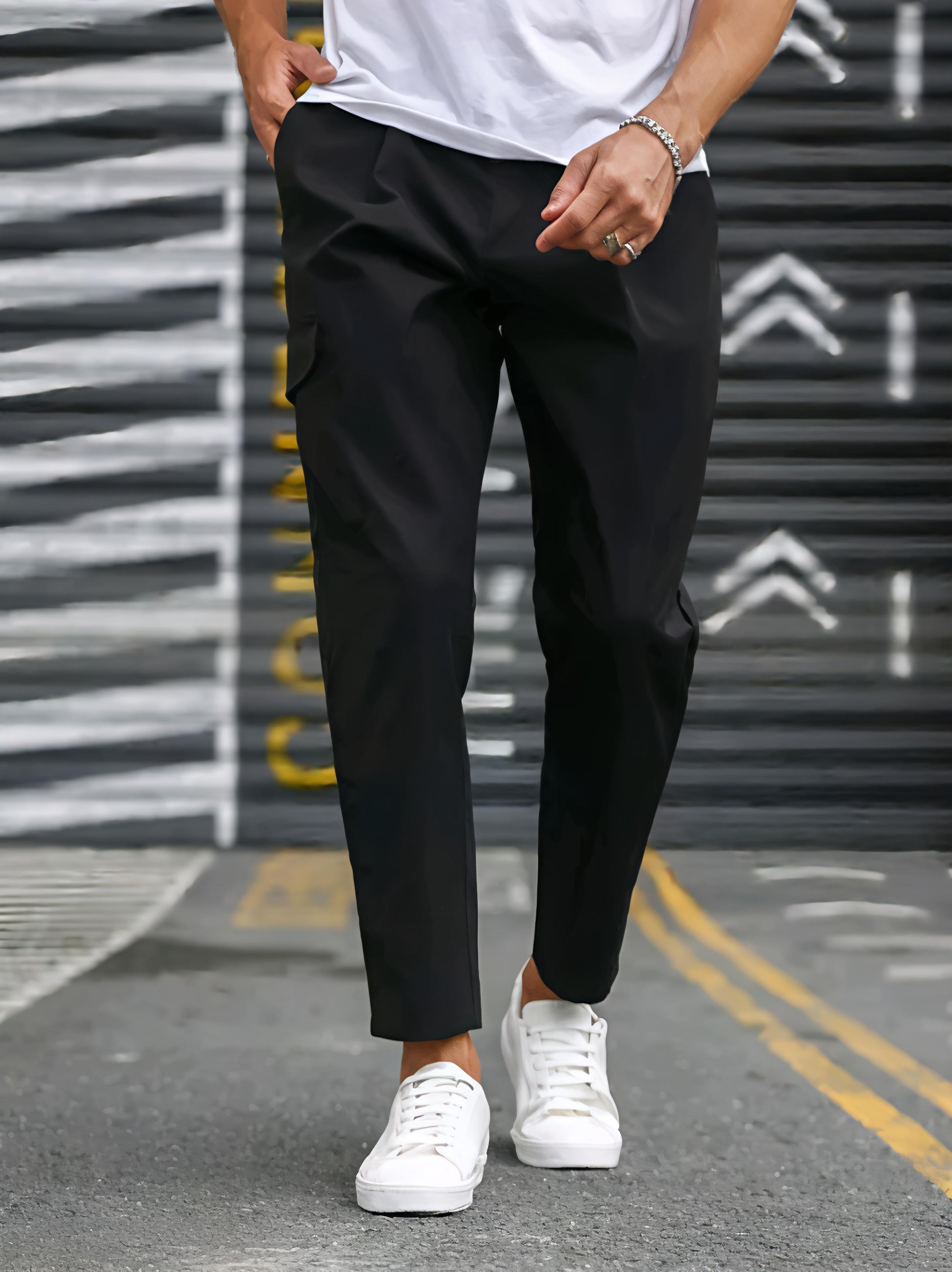 Men's Urban Tech-Cargo Pants – Comfort Meets Street Style